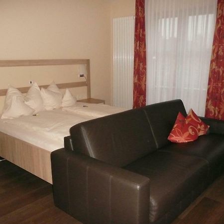 Gda Hotel Am Schlosspark Бад Хомбург фор дер Хьое Екстериор снимка