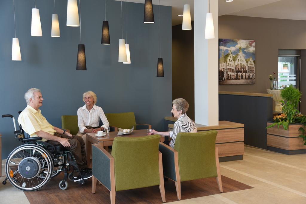Gda Hotel Am Schlosspark Бад Хомбург фор дер Хьое Екстериор снимка
