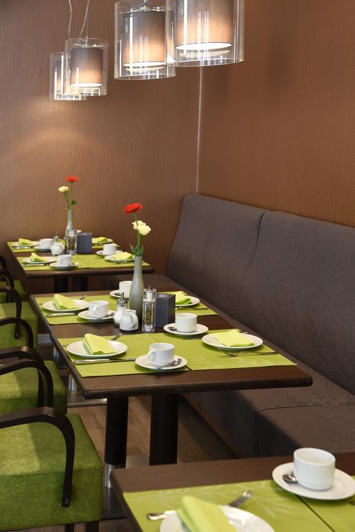 Gda Hotel Am Schlosspark Бад Хомбург фор дер Хьое Екстериор снимка